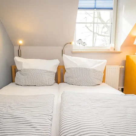 Stoertebekerstrasse 10b 3 * Zingst